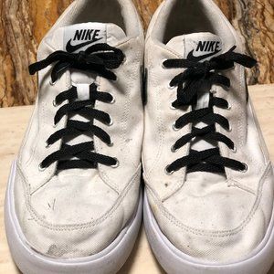 Mens White Canvas Nike Lace-up Low Tops Sneakers Tennis Skateboard Casual Sz 11